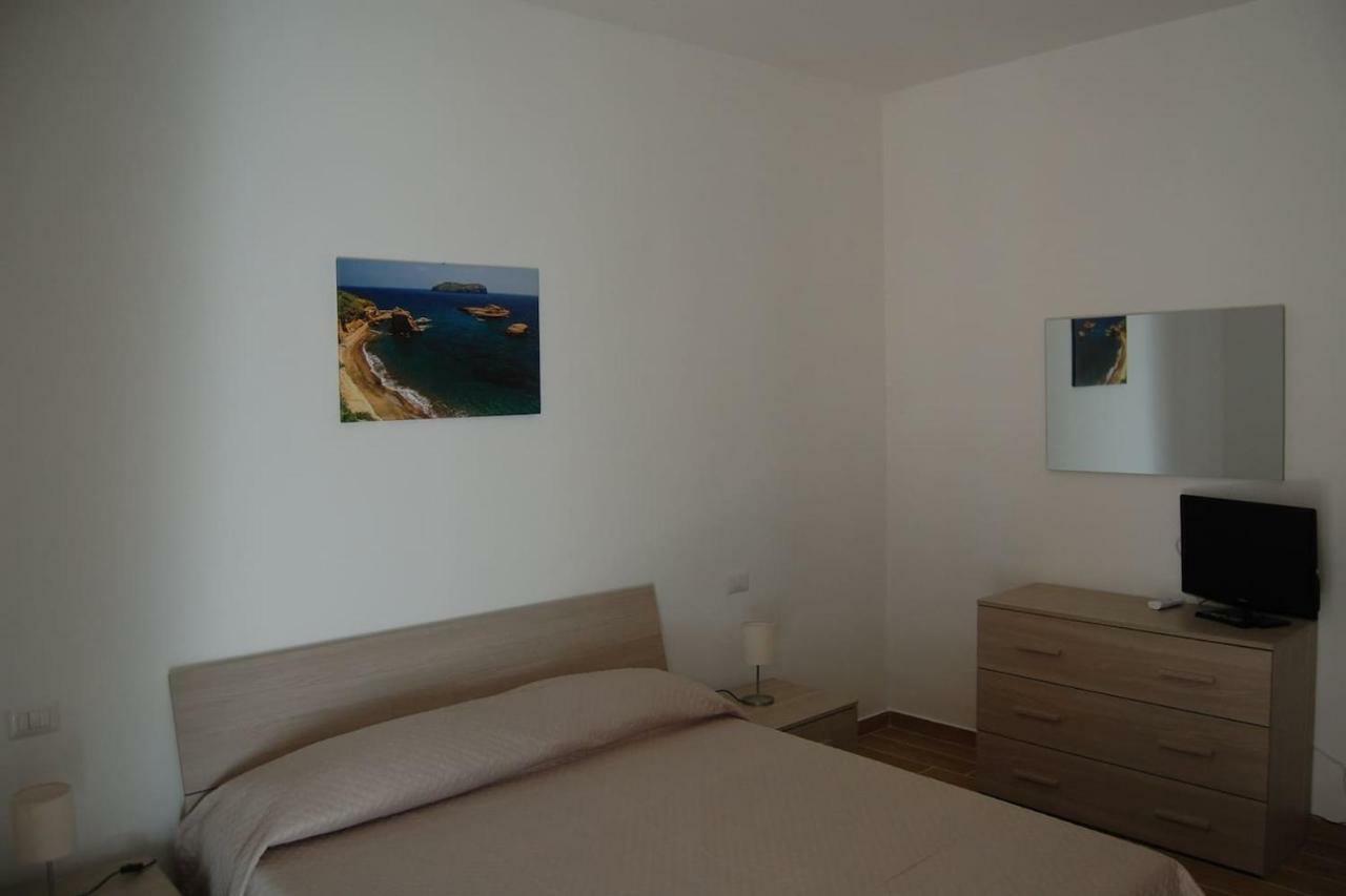 La Casa Di Nina Apartment Минтурно Екстериор снимка